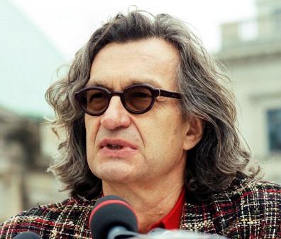 Wim Wenders - Photographer: Steffen Roth - www.droppingknowledge.org